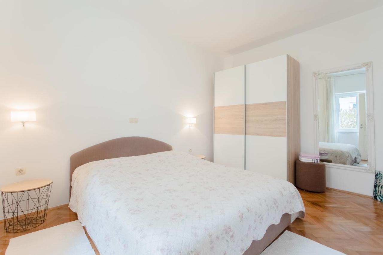 Apartments Kadenca Omis Luaran gambar