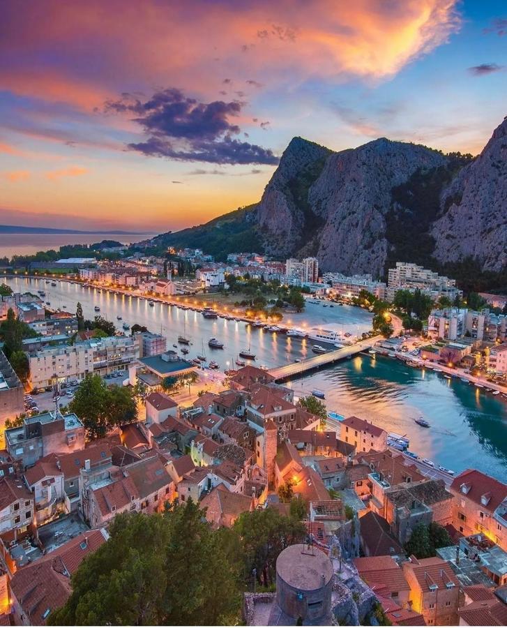 Apartments Kadenca Omis Luaran gambar