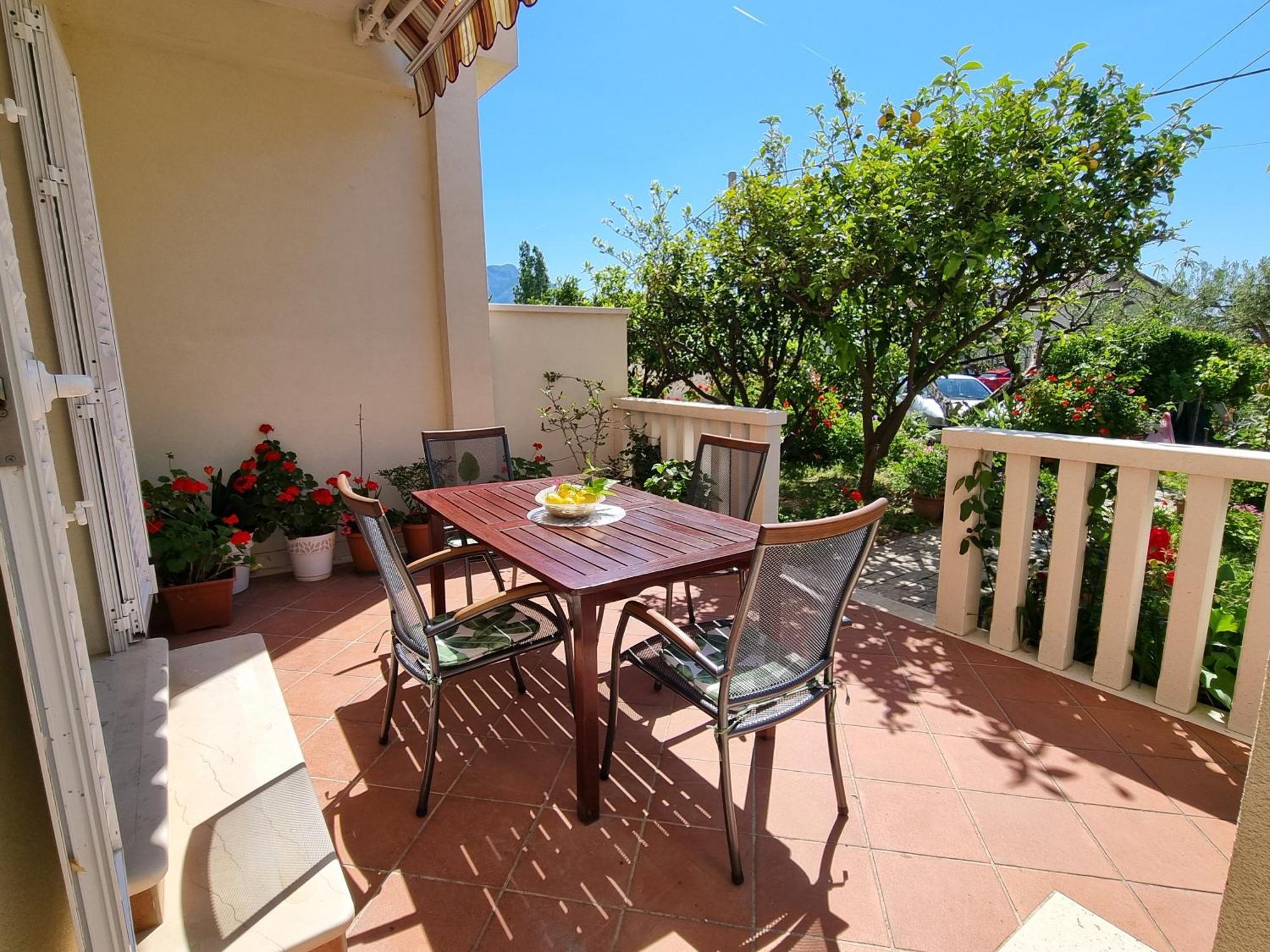 Apartments Kadenca Omis Luaran gambar