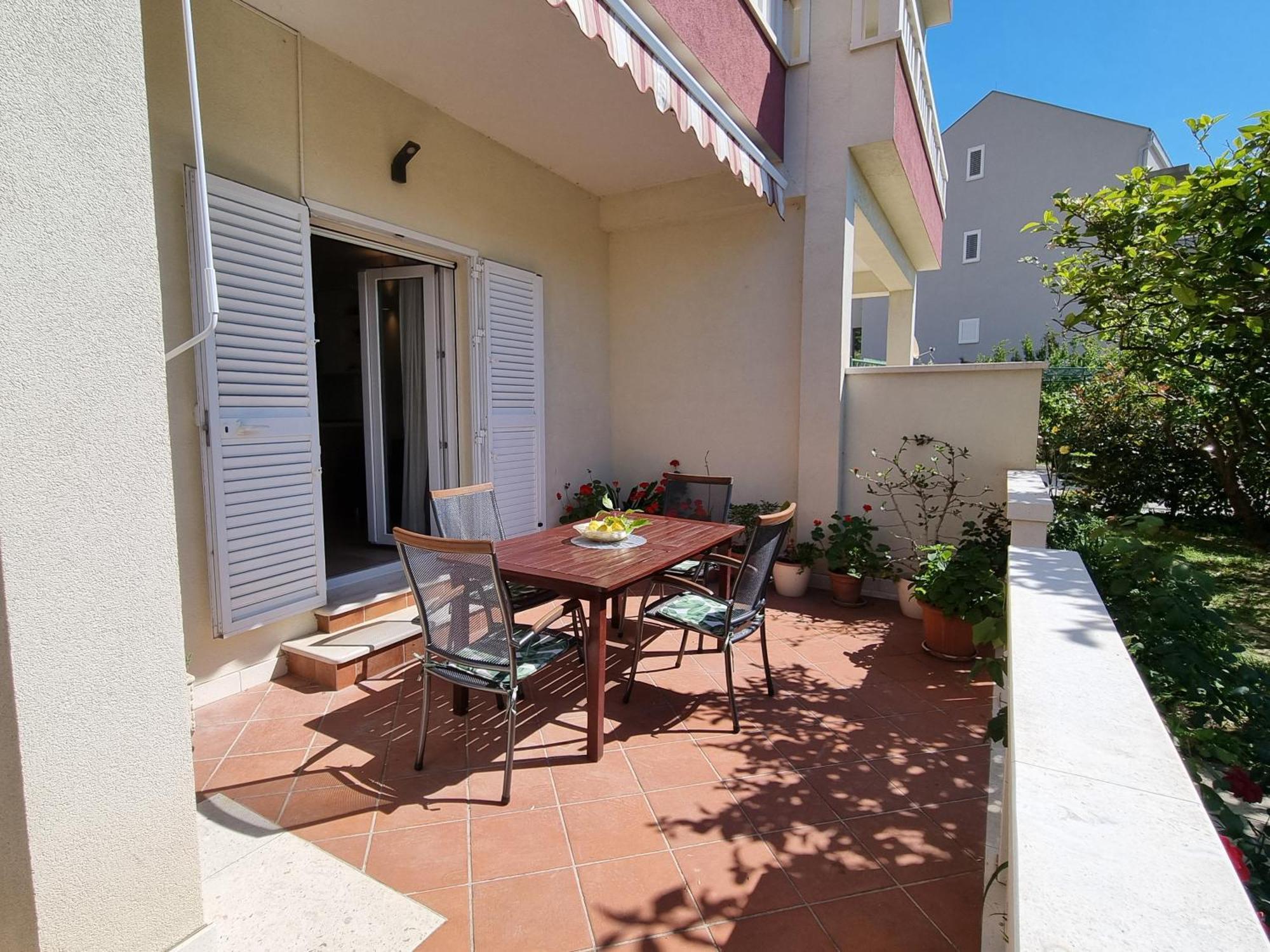 Apartments Kadenca Omis Luaran gambar