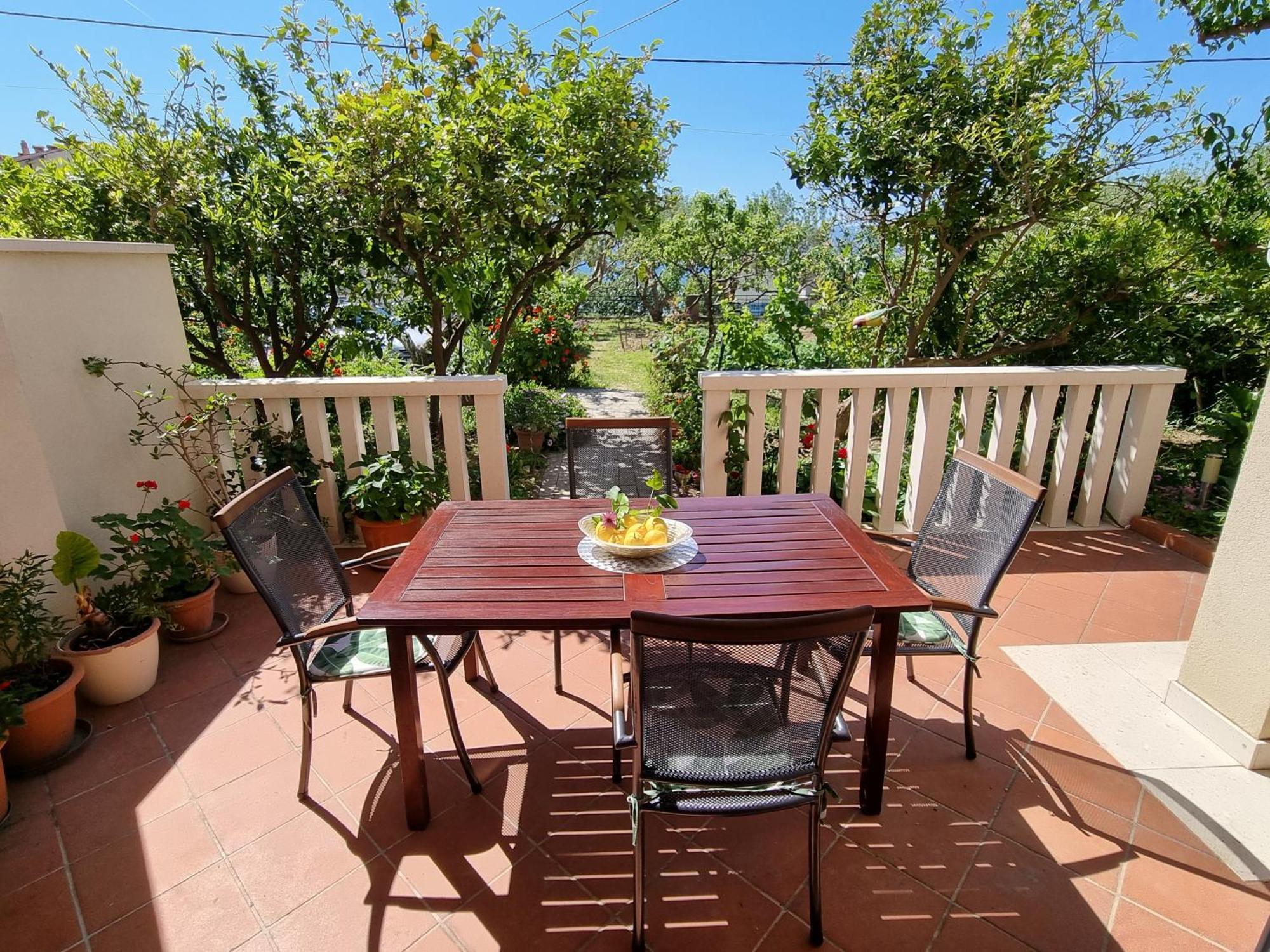 Apartments Kadenca Omis Luaran gambar